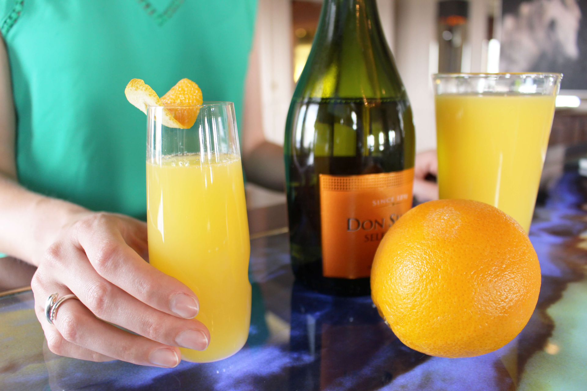 Mimosa Recipe (Champagne Orange Cocktail) - The Endless Meal®
