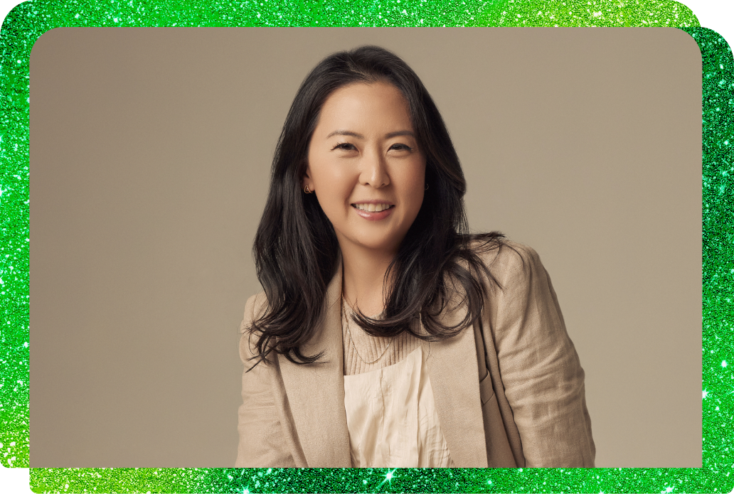 Laura Izumikawa headshot