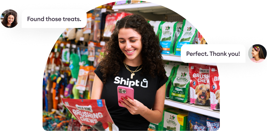 shopper texting with member