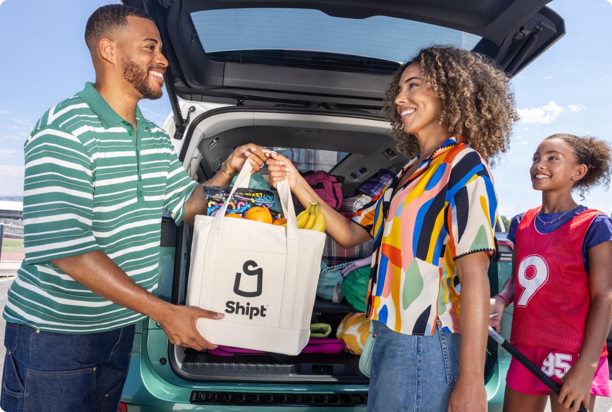 Shopper holding bag