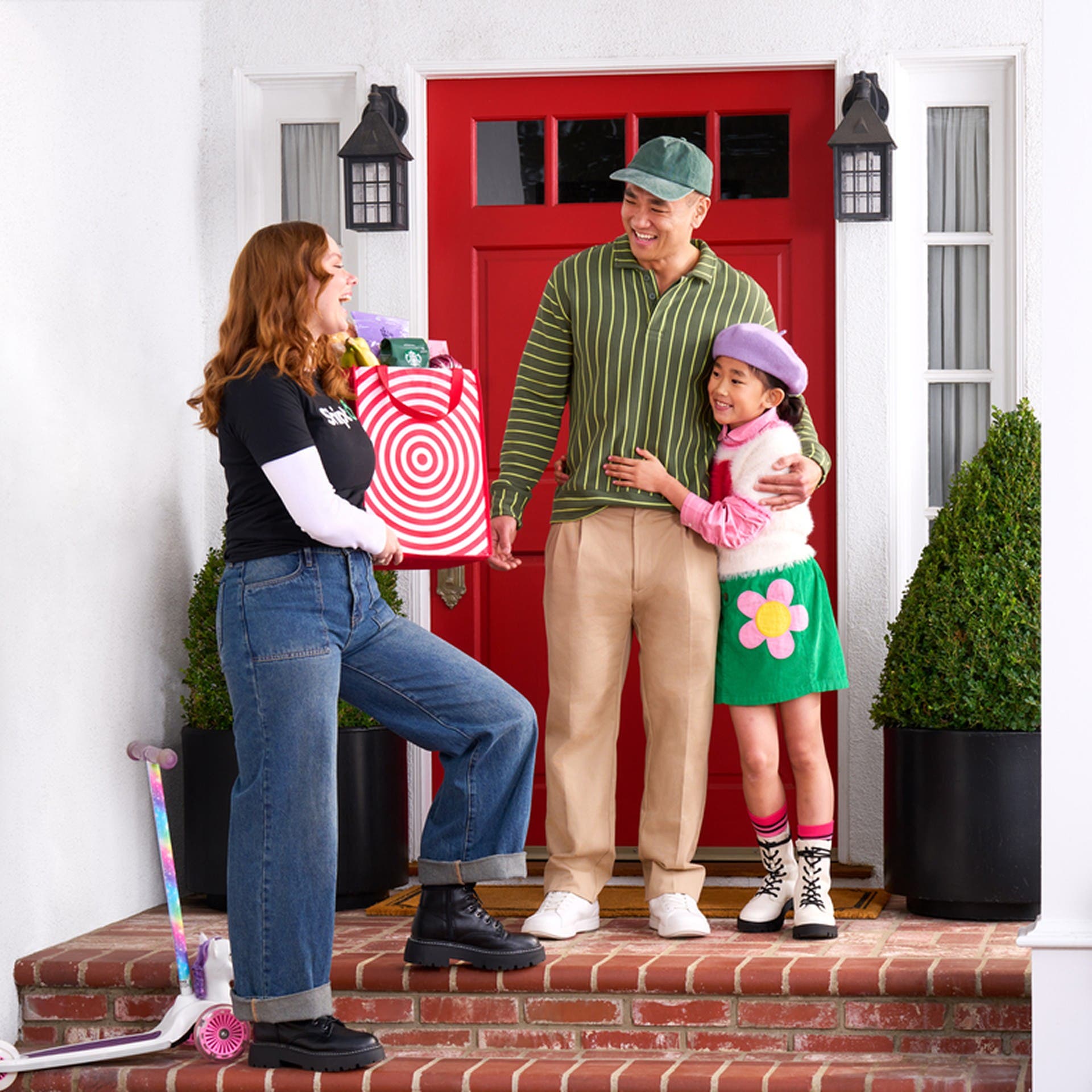 Personal Shopper delivering Target order to Dad and Daughter on front porch